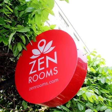 Zen Rooms Sukhumvit Soi 10