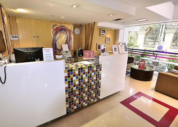 素坤逸10巷禅室酒店 酒店